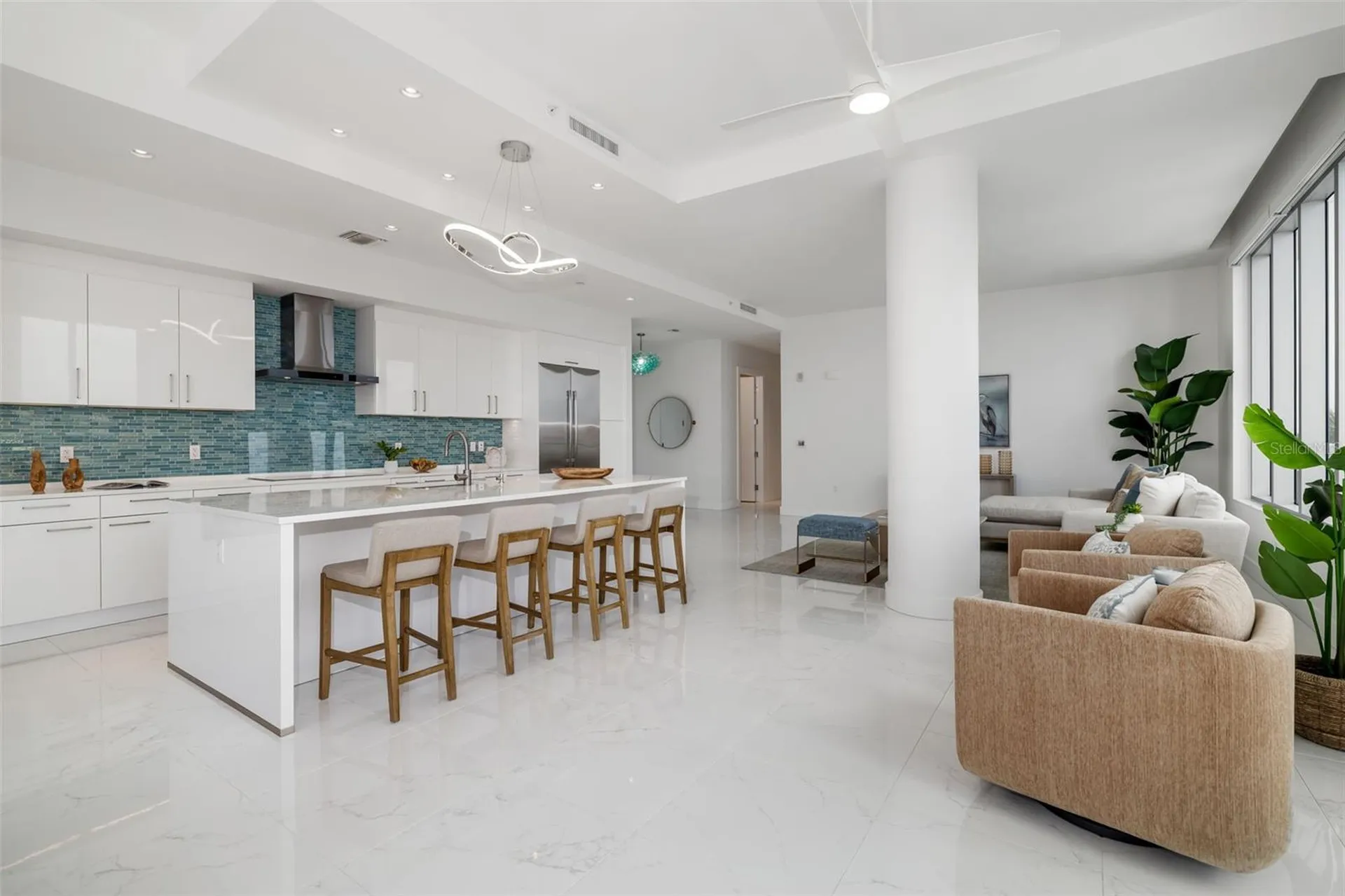 111 S Pineapple Avenue Sarasota FL 34236
