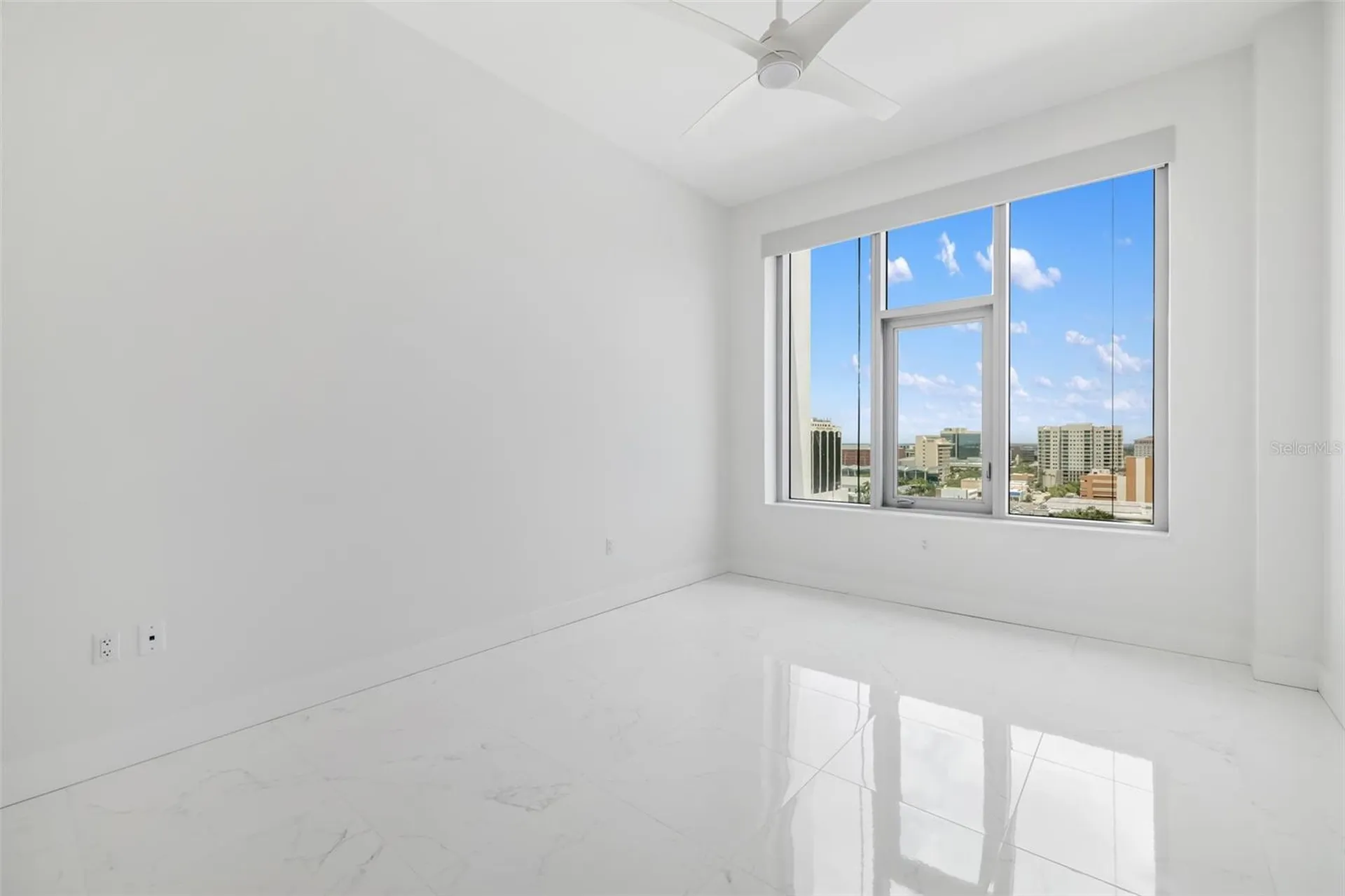 111 S Pineapple Avenue Sarasota FL 34236