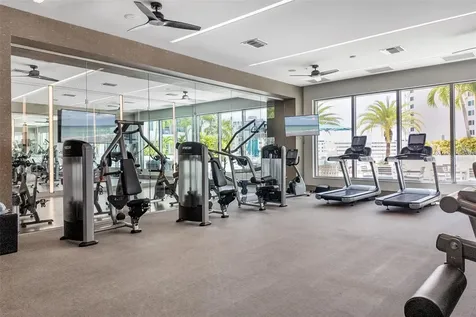 111 S Pineapple Avenue Sarasota FL 34236