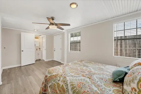 2284 Bougainvillea Street Sarasota FL 34239