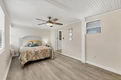2284 Bougainvillea Street Sarasota FL 34239