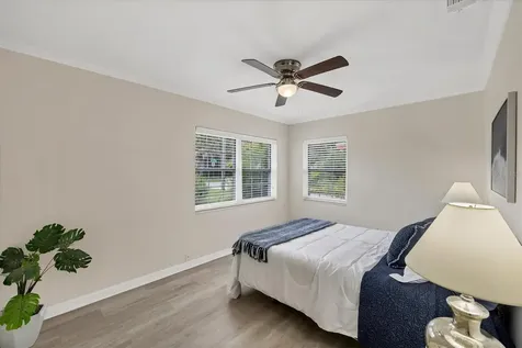 2284 Bougainvillea Street Sarasota FL 34239