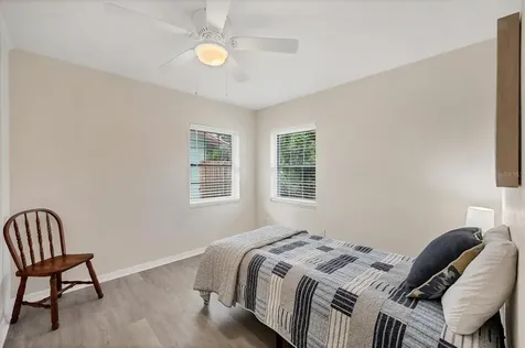 2284 Bougainvillea Street Sarasota FL 34239