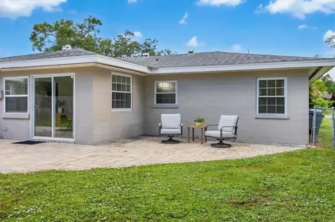 2284 Bougainvillea Street Sarasota FL 34239