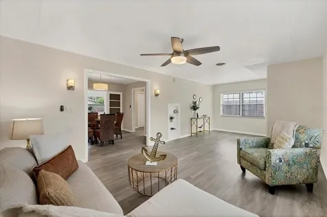 2284 Bougainvillea Street Sarasota FL 34239