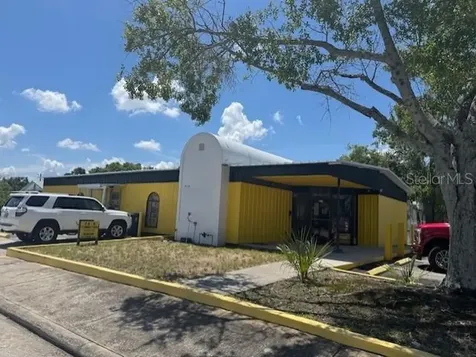 214 Domaris Avenue Lake Wales FL 33853