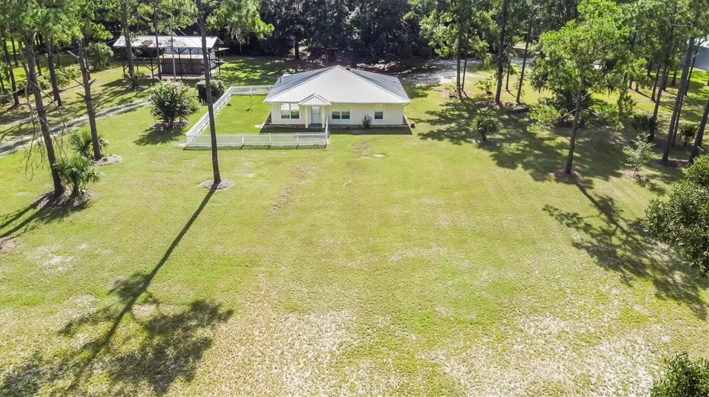 17925 SE 49th Place Hawthorne FL 32640