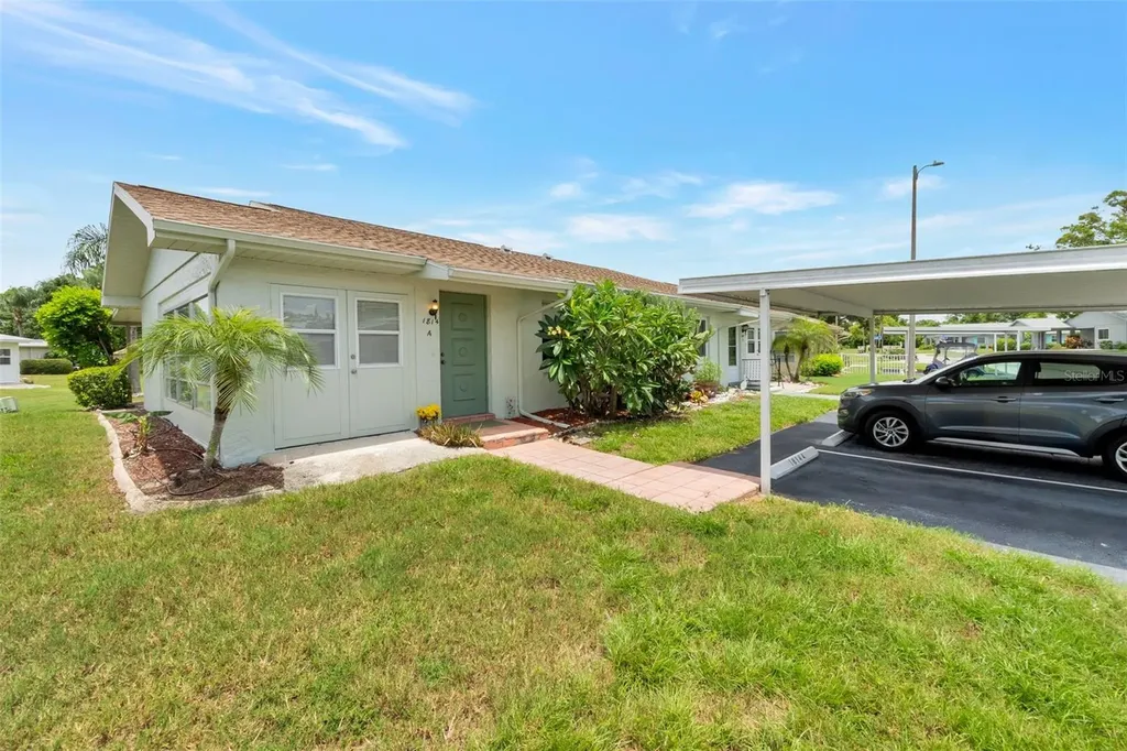 1814 Foxhunt Drive Sun City Center FL 33573