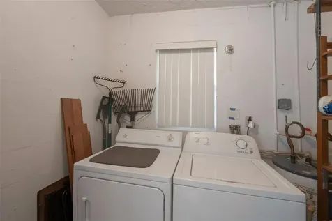 1814 Foxhunt Drive Sun City Center FL 33573