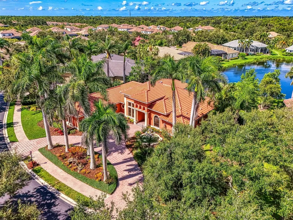 9011 Wildlife Loop Sarasota FL 34238