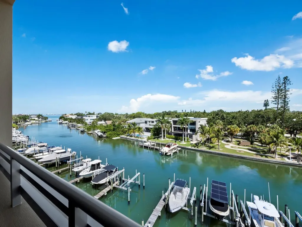 1709 N Tamiami Trail Sarasota FL 34234