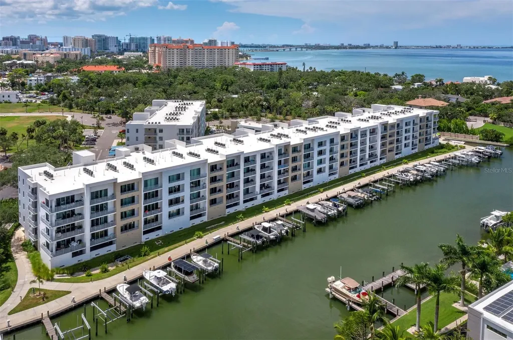 1709 N Tamiami Trail Sarasota FL 34234