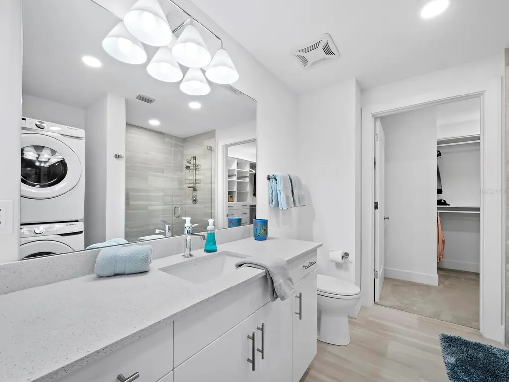 1709 N Tamiami Trail Sarasota FL 34234