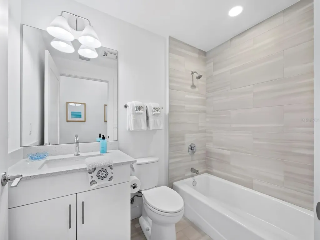 1709 N Tamiami Trail Sarasota FL 34234
