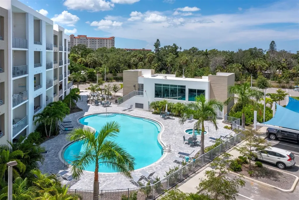 1709 N Tamiami Trail Sarasota FL 34234