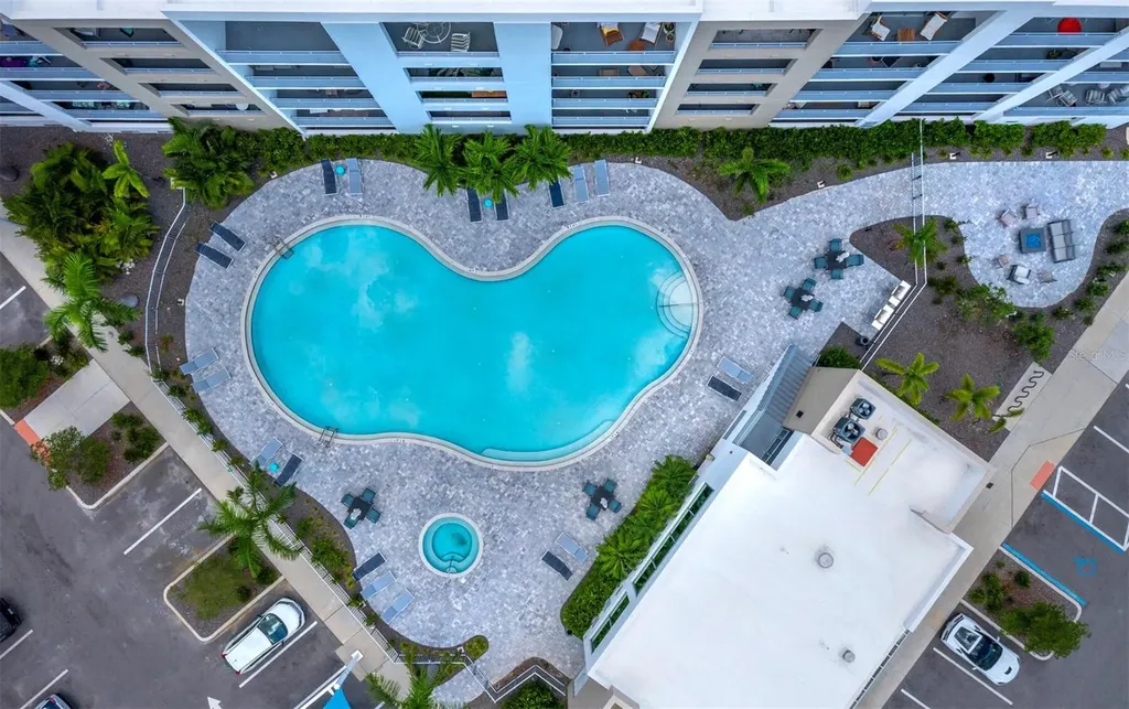 1709 N Tamiami Trail Sarasota FL 34234