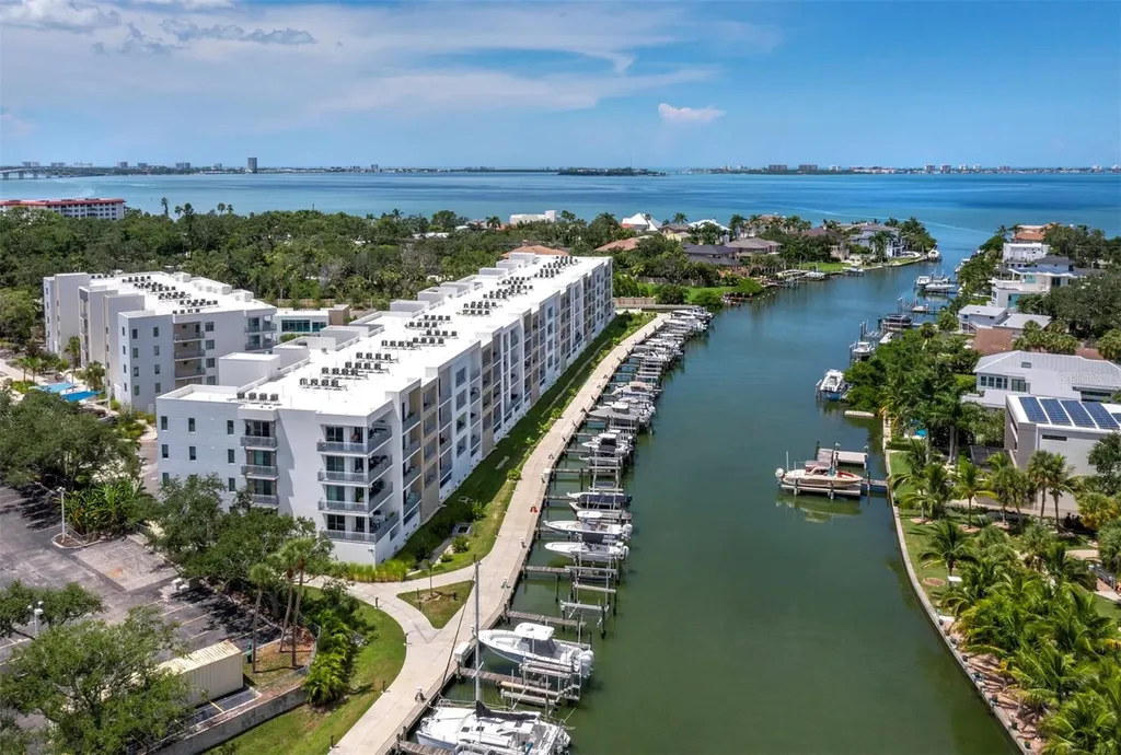 1709 N Tamiami Trail Sarasota FL 34234