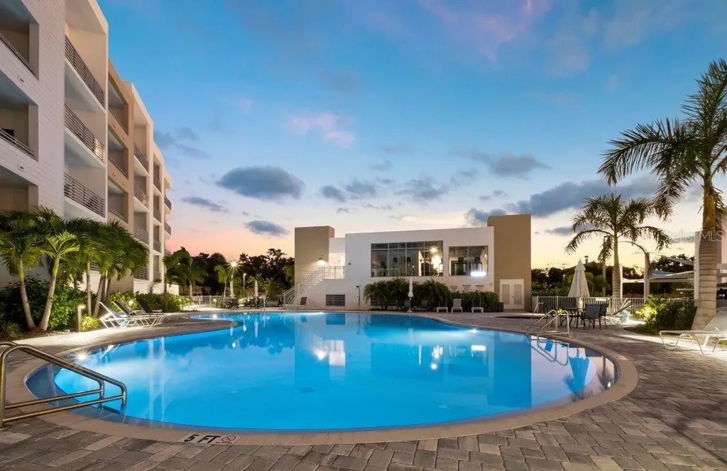 1709 N Tamiami Trail Sarasota FL 34234