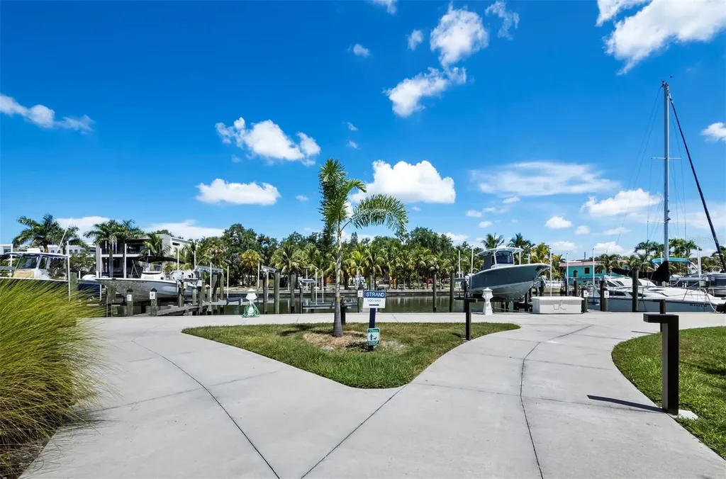 1709 N Tamiami Trail Sarasota FL 34234