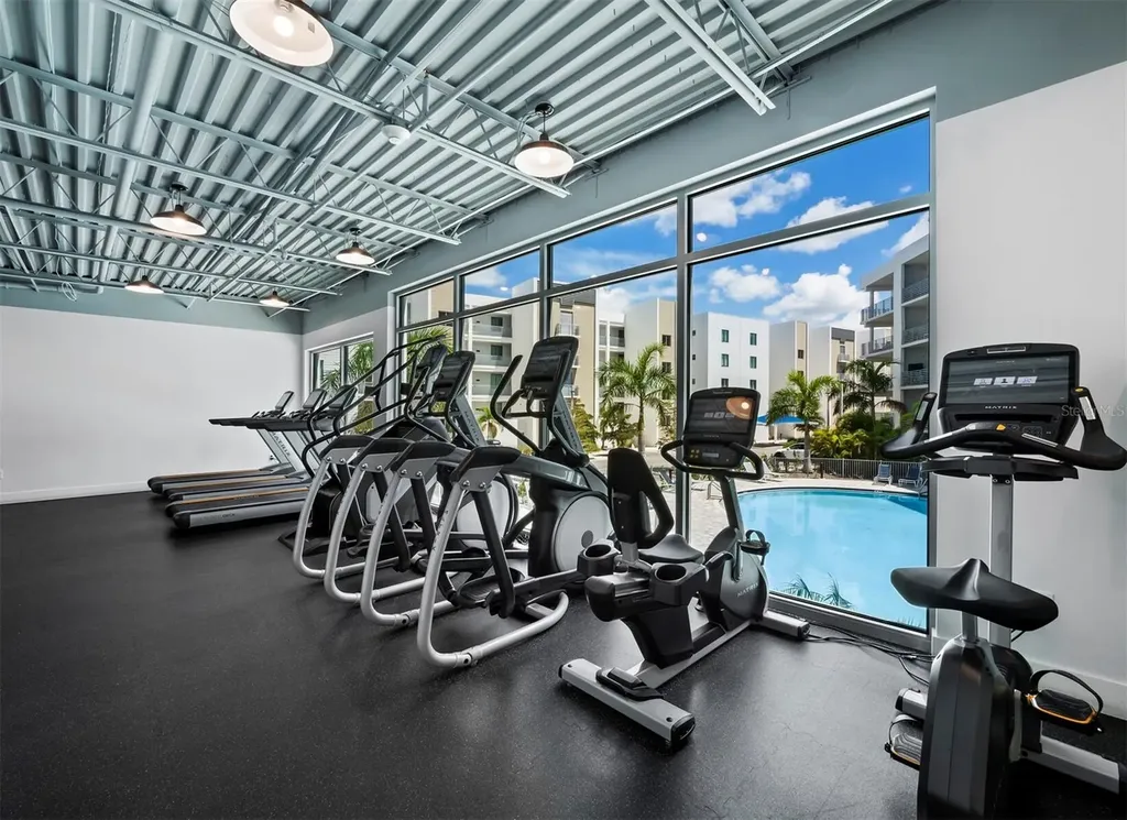 1709 N Tamiami Trail Sarasota FL 34234