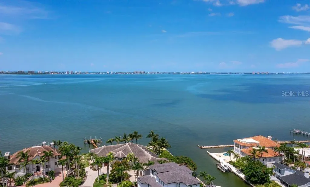1709 N Tamiami Trail Sarasota FL 34234