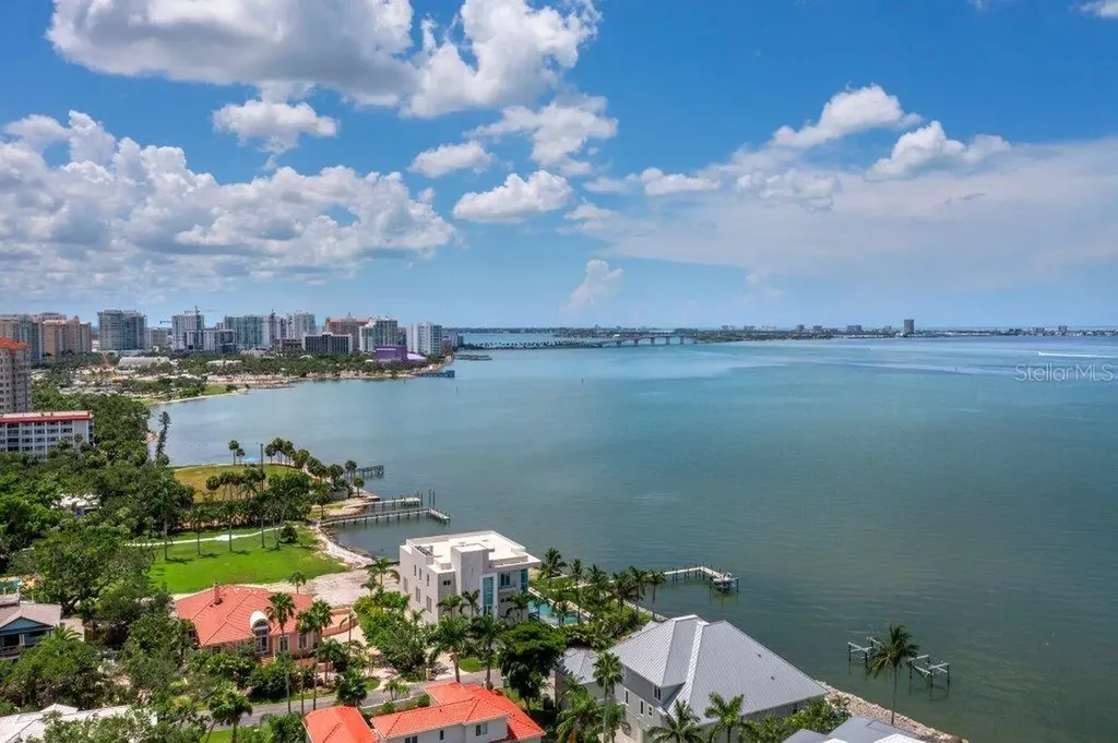1709 N Tamiami Trail Sarasota FL 34234
