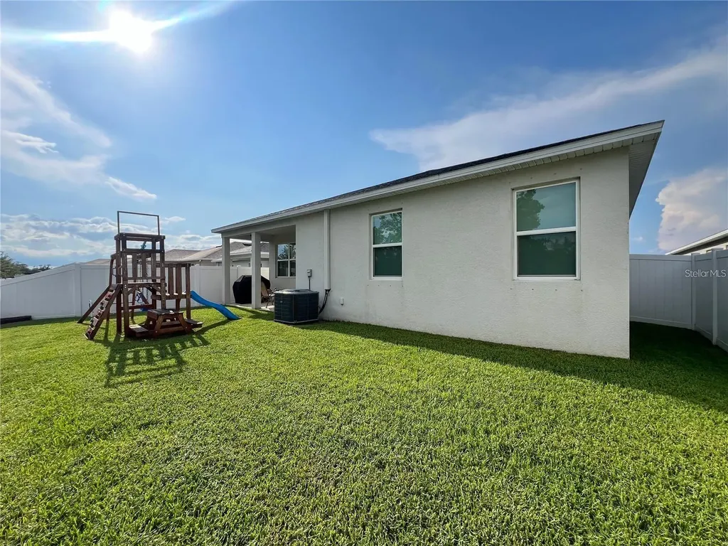 3567 74th Avenue Circle E Sarasota FL 34243