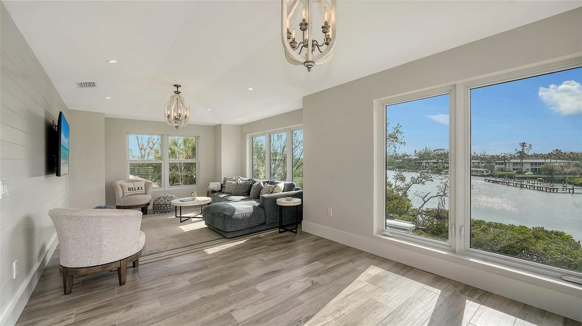 6800 Longboat Drive S Longboat Key FL 34228