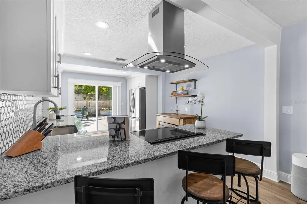 112 W Chelsea Street Tampa FL 33603