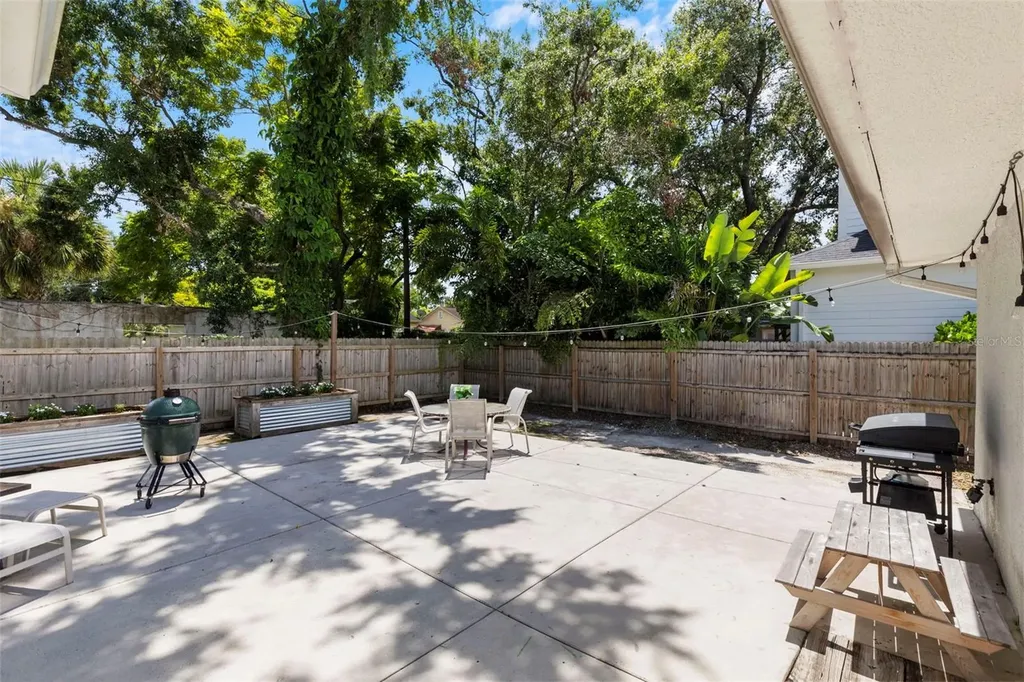 112 W Chelsea Street Tampa FL 33603