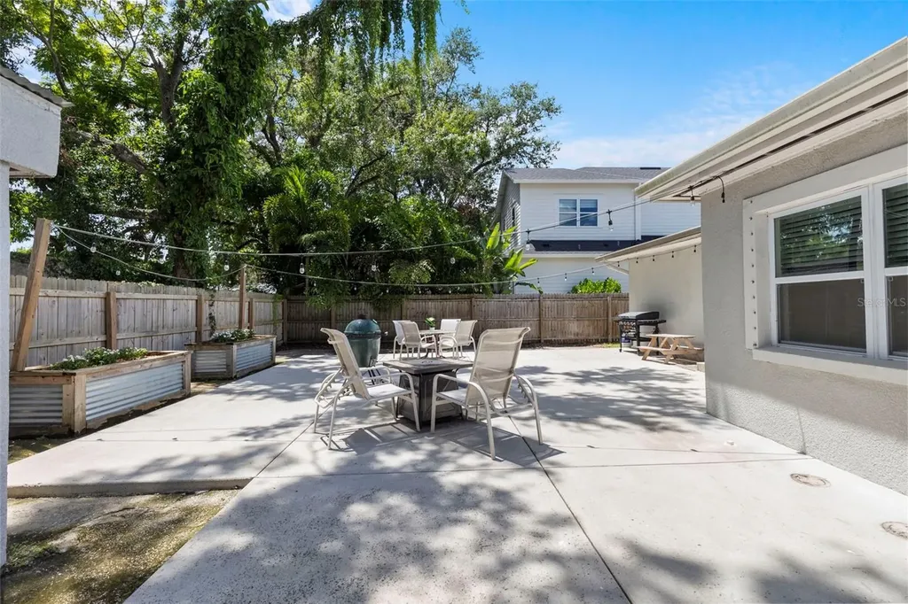 112 W Chelsea Street Tampa FL 33603