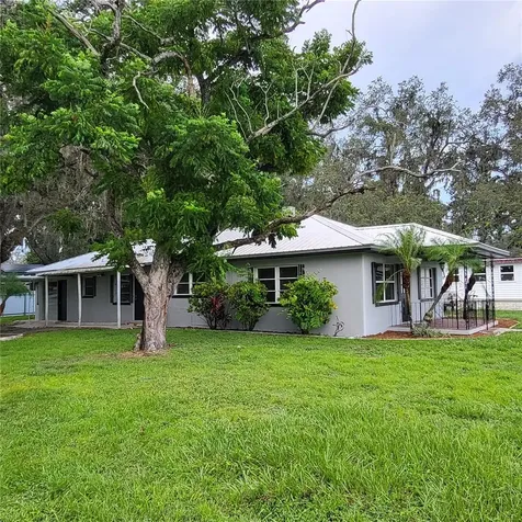 4345 6th Street Zephyrhills FL 33542