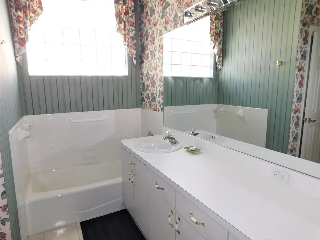 5107 Pinnacle Drive Oldsmar FL 34677