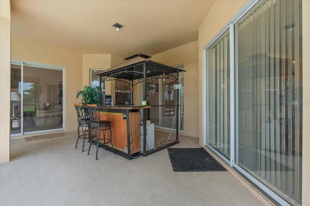 2622 Roughside Circle Kissimmee FL 34746
