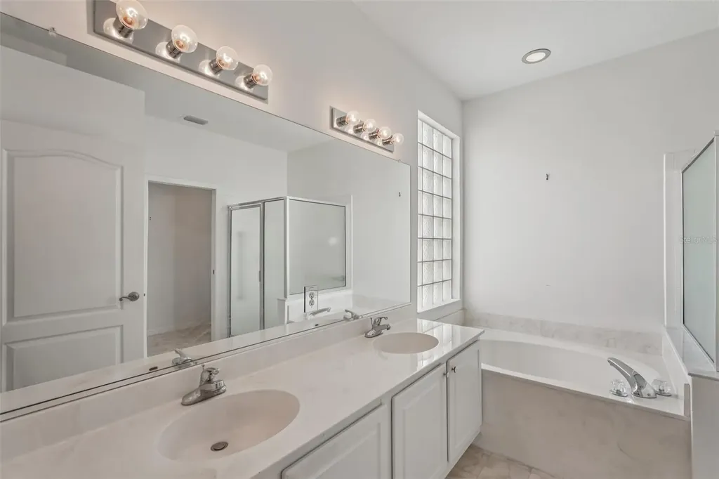 2114 Worthington Greens Drive Sun City Center FL 33573