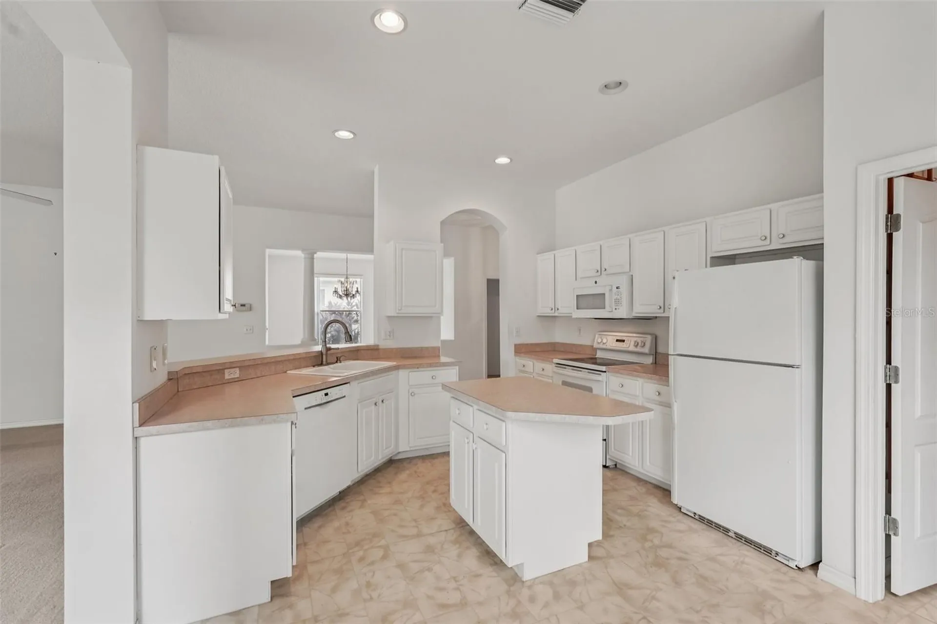 2114 Worthington Greens Drive Sun City Center FL 33573