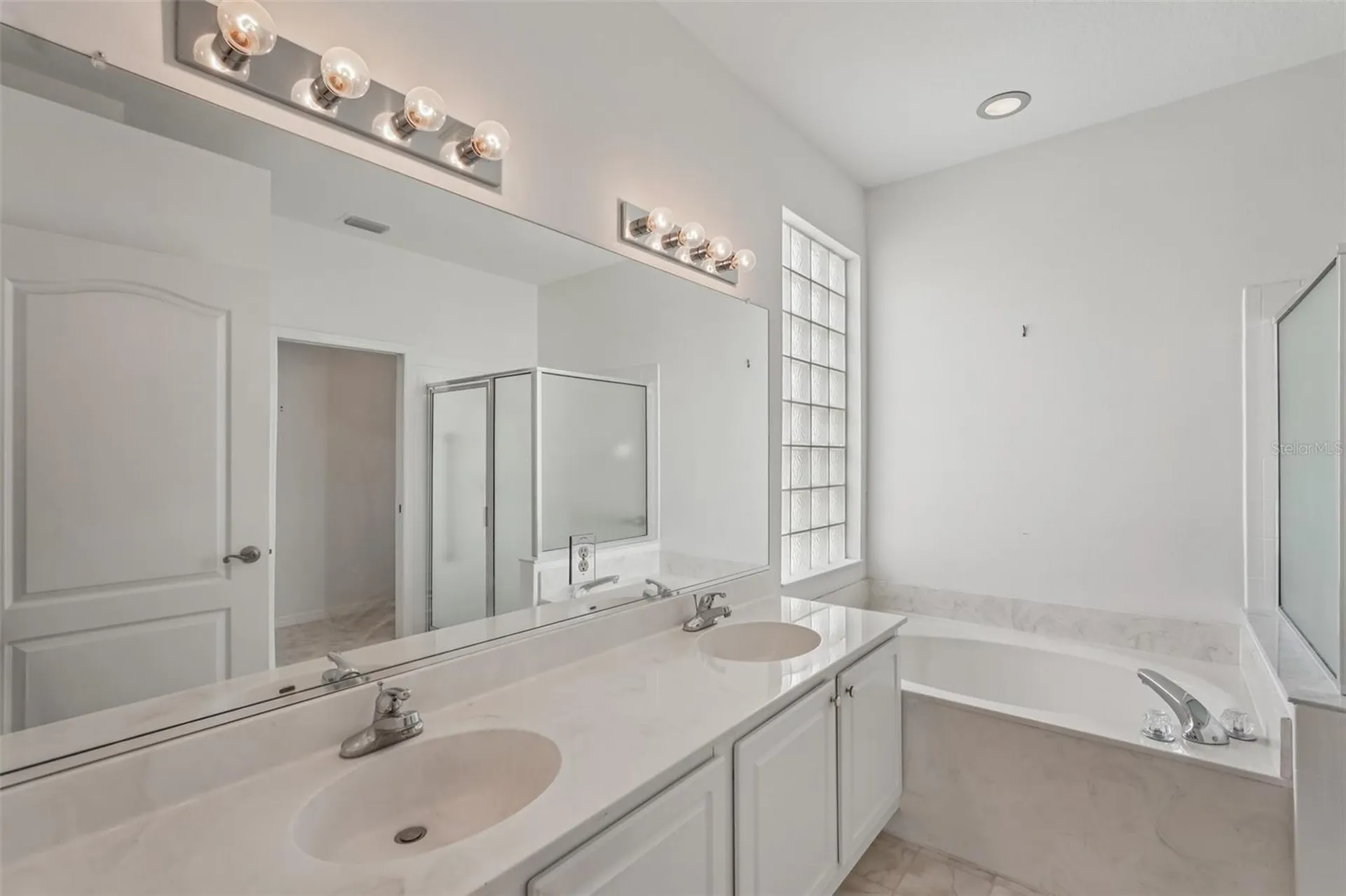 2114 Worthington Greens Drive Sun City Center FL 33573