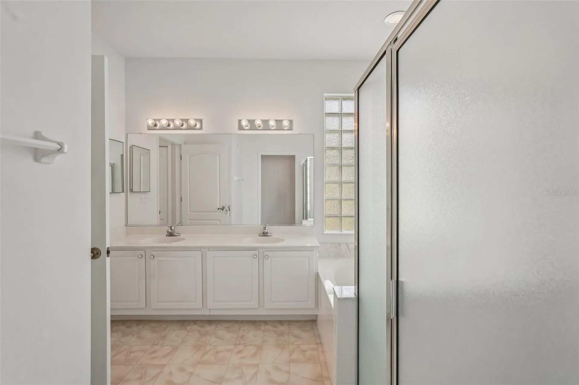 2114 Worthington Greens Drive Sun City Center FL 33573