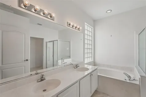 2114 Worthington Greens Drive Sun City Center FL 33573