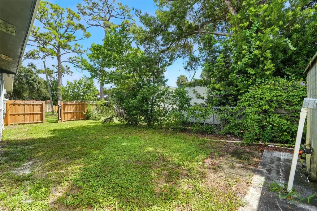 904 Charles Street Port Orange FL 32129