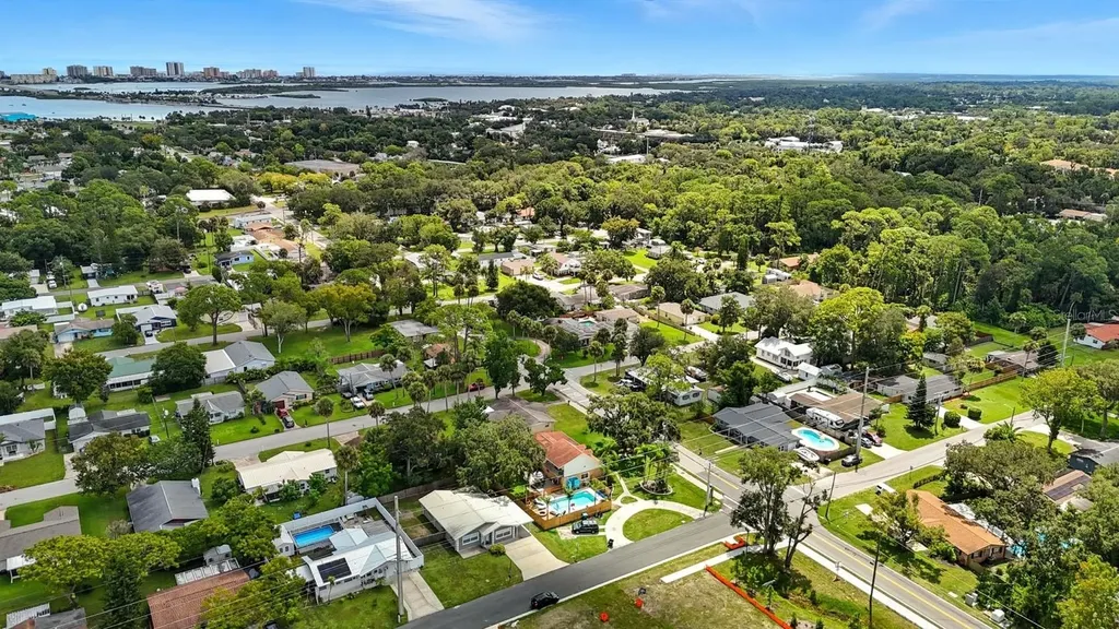 904 Charles Street Port Orange FL 32129