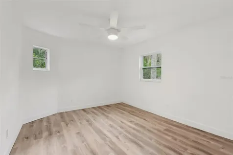 9404 N Mulberry Street Tampa FL 33612