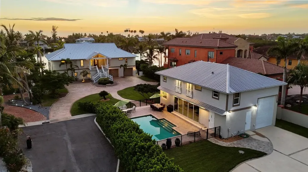 559 Bob Hope Drive Nokomis FL 34275