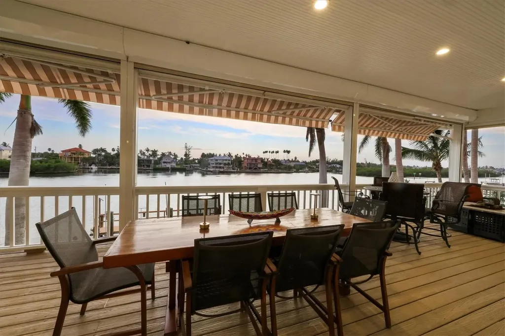 559 Bob Hope Drive Nokomis FL 34275
