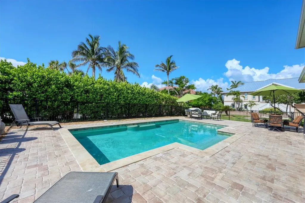 559 Bob Hope Drive Nokomis FL 34275
