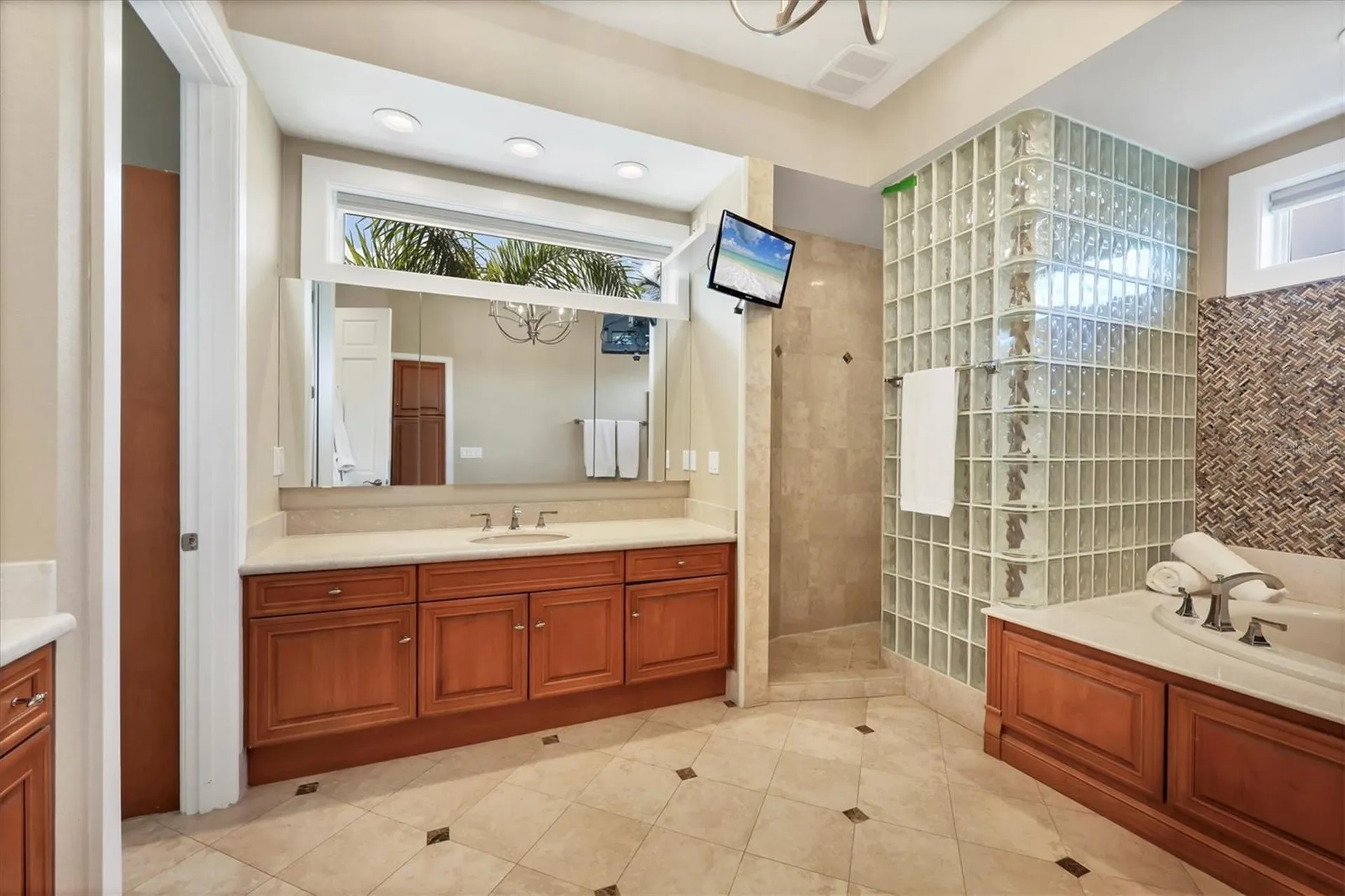 559 Bob Hope Drive Nokomis FL 34275