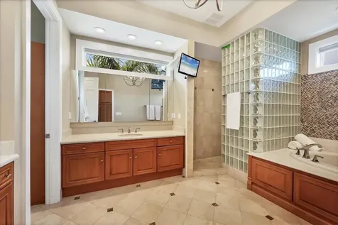 559 Bob Hope Drive Nokomis FL 34275