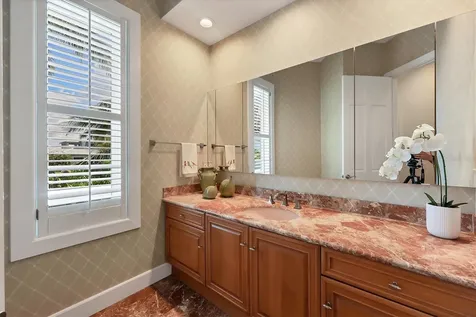559 Bob Hope Drive Nokomis FL 34275