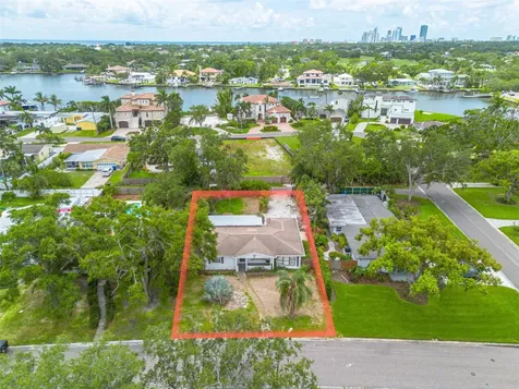 710 37th Avenue NE St Petersburg FL 33704