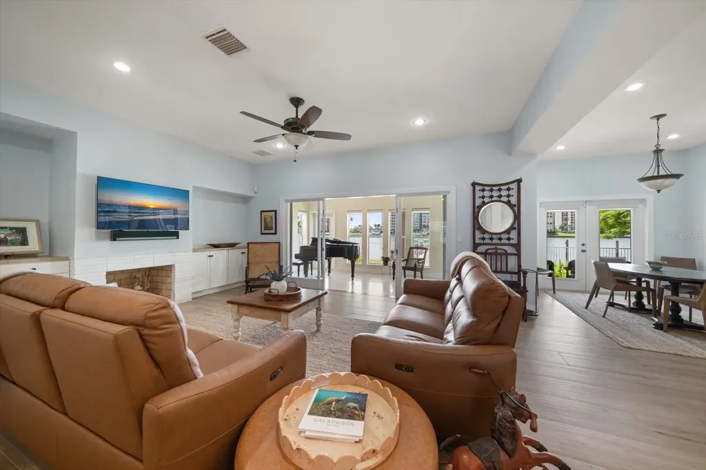 733 Bay Esplanade Clearwater Beach FL 33767